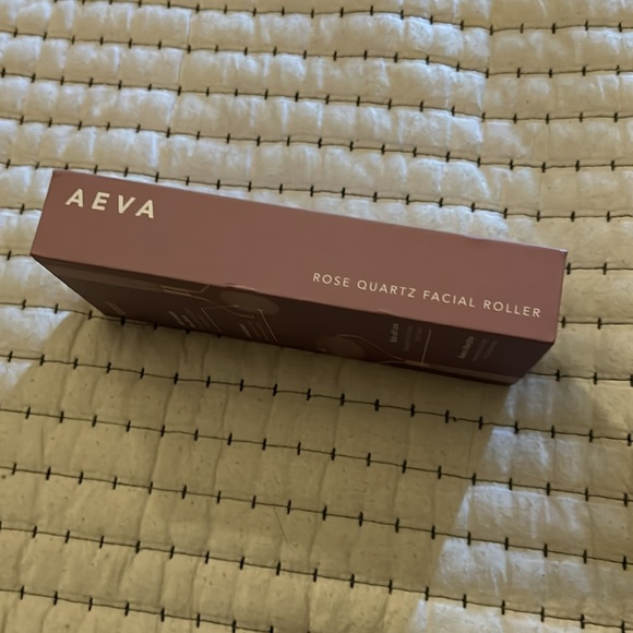 fancii AEVA Rose Quartz Roller - Picture 2 of 8